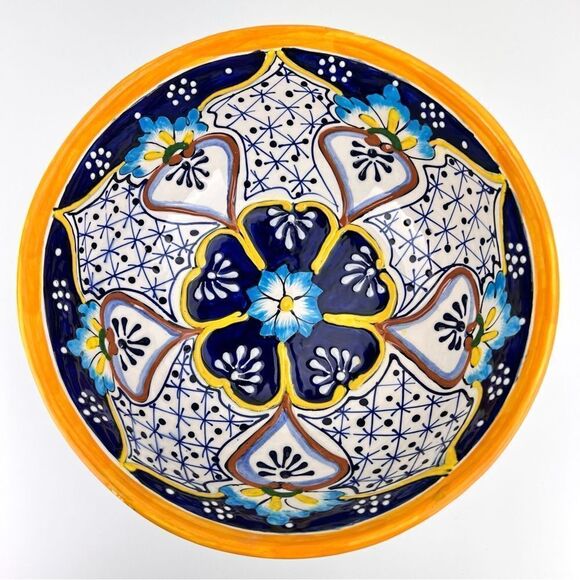 Large Serving Bowl Handpainted Ceramic Made In Mexico Rosario Pattern - Picture 2 of 9